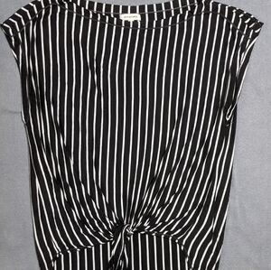 Women's Max Studio tie front blouse size‎ L
